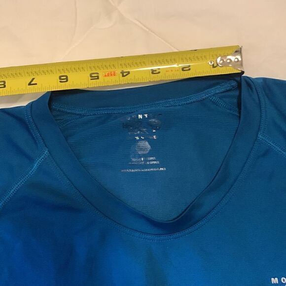MOUNTAIN HARDWEAR, workout T, light and breathable, men’s large, aqua blue - Picture 11 of 14